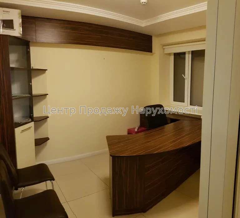 Фото Продам офіс на червоній лінії, метро Ботанічний Сад16