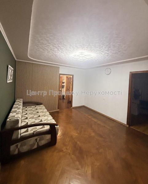 Продам 3-кімнатну квартиру