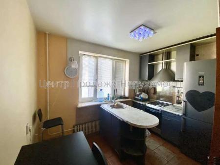 Продам 3-комнатную квартиру