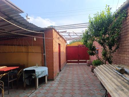 Продам 3-этажный дом