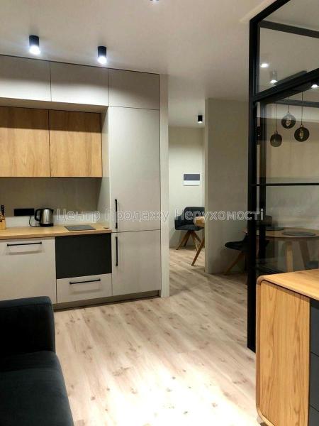 Продам квартиру-студію