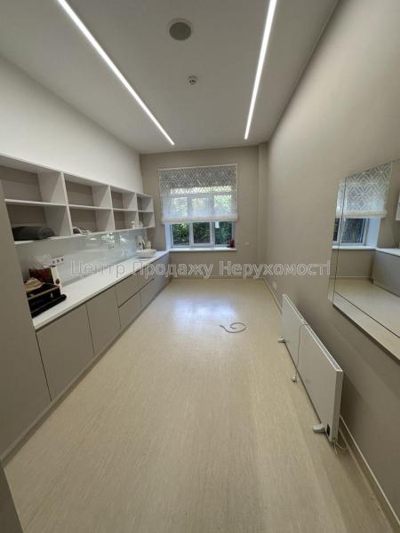 Продам клініку