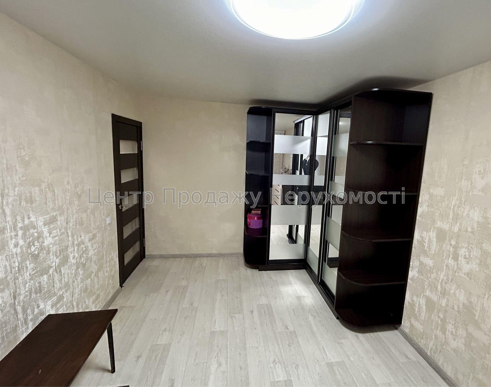 Фото Продам 1-к квартиру з ремонтом13