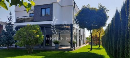 Продам 2-поверховий будинок