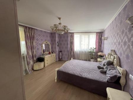 Продам 3-кімнатну квартиру