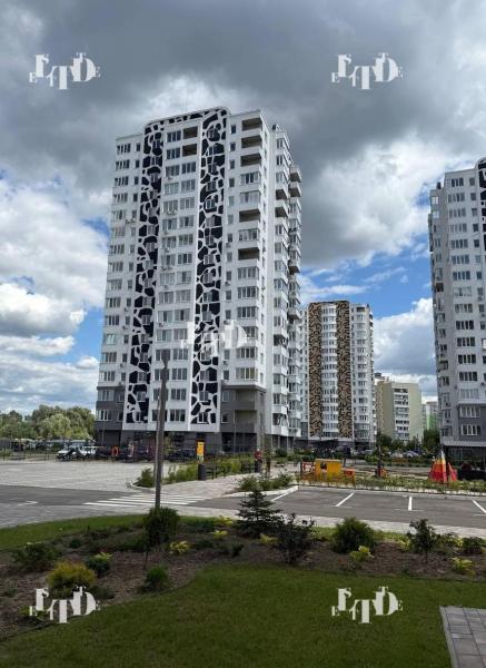 Продам 4-кімнатну квартиру в новобудові, ЖК Саванна Сіті