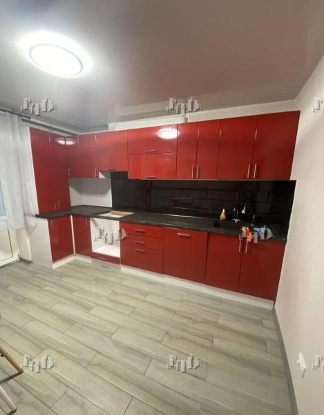 Продам 3-комнатную квартиру, ЖК Святопетровский