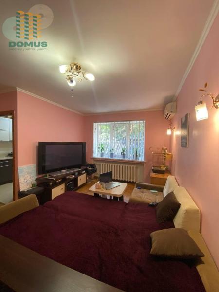 Продам 2-кімнатну квартиру