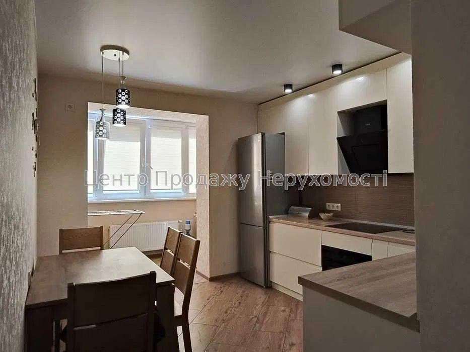 Фото Продається 2 кімнатна квартира в Харкові. Салтівка4