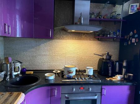 Продам 2-кімнатну квартиру