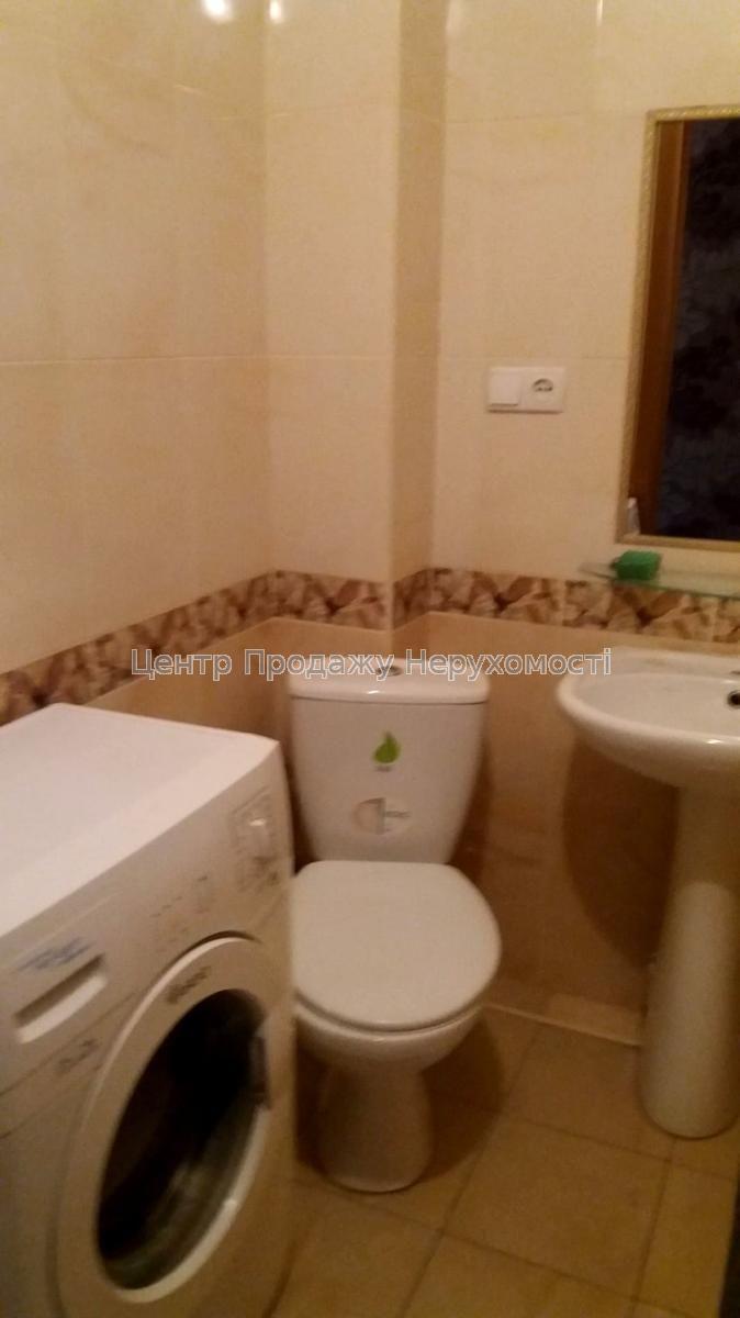 Фото 2-кімн квартира з ремонтом в центрі (м. Левада)4