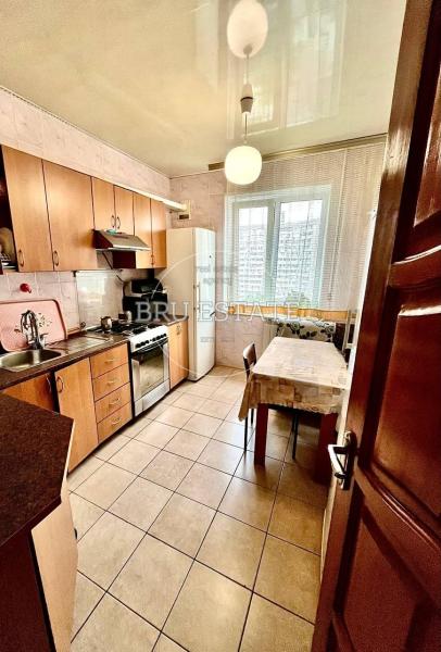 Продам 3-кімнатну квартиру