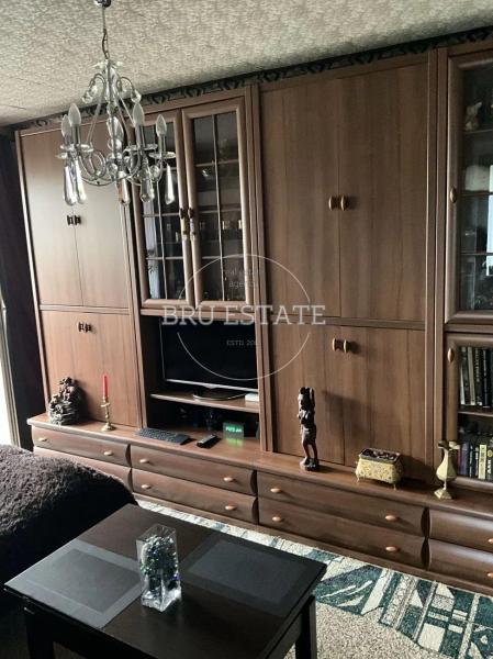 Продам 2-комнатную квартиру