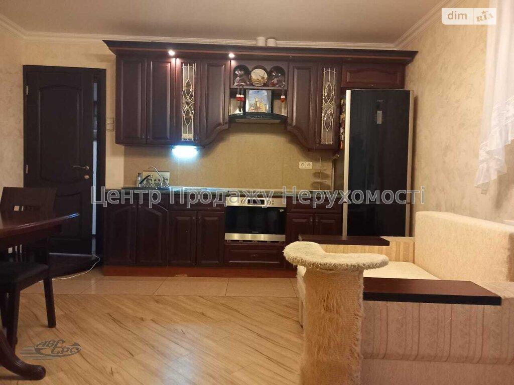 Фото Розкішна євродвушка з капремонтом у класичному стилі Павлівка1