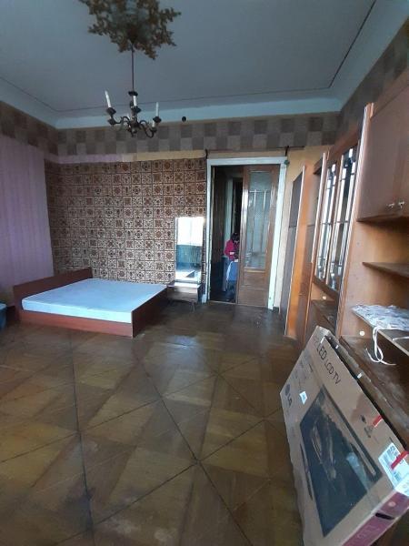 Продам 3-комнатную квартиру