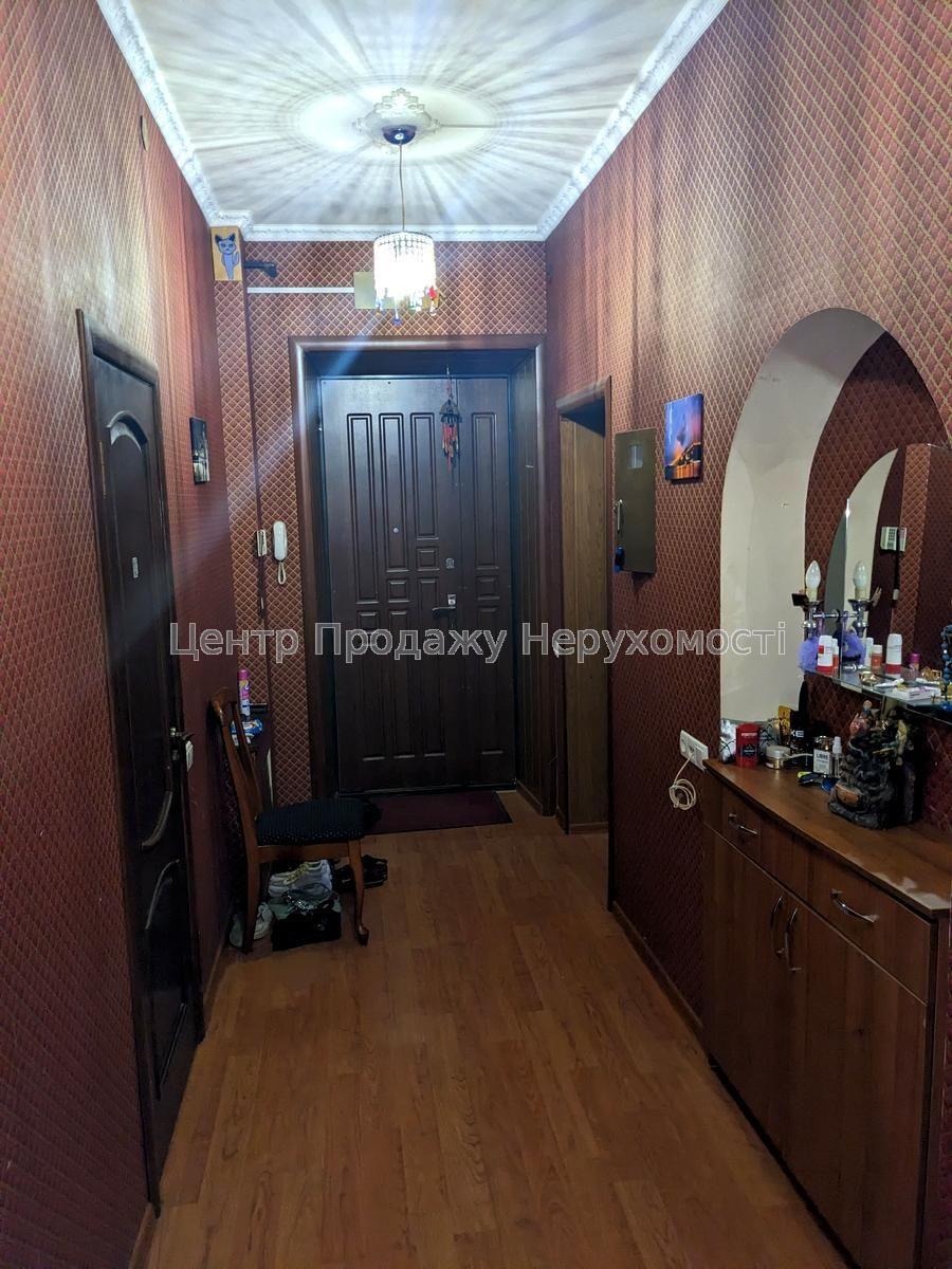 Фото Продам 3к квартиру, сталінка, вул Гіршмана16