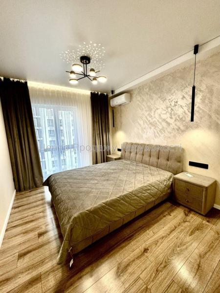 Продам 1-кімнатну квартиру в новобудові