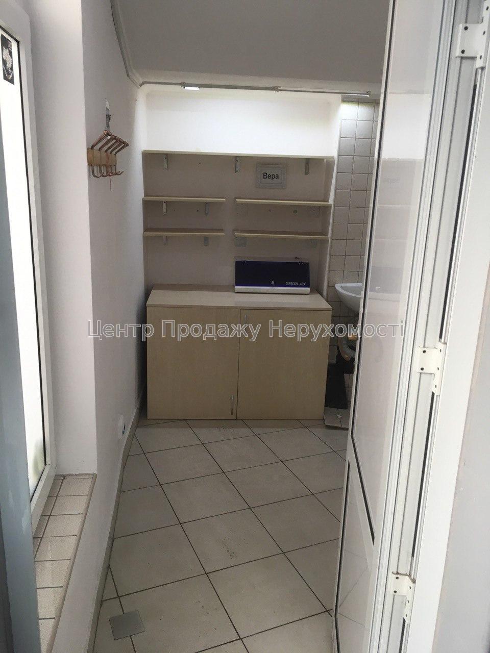 Фото Здам торгове приміщення в затишному місті, поруч з метро3