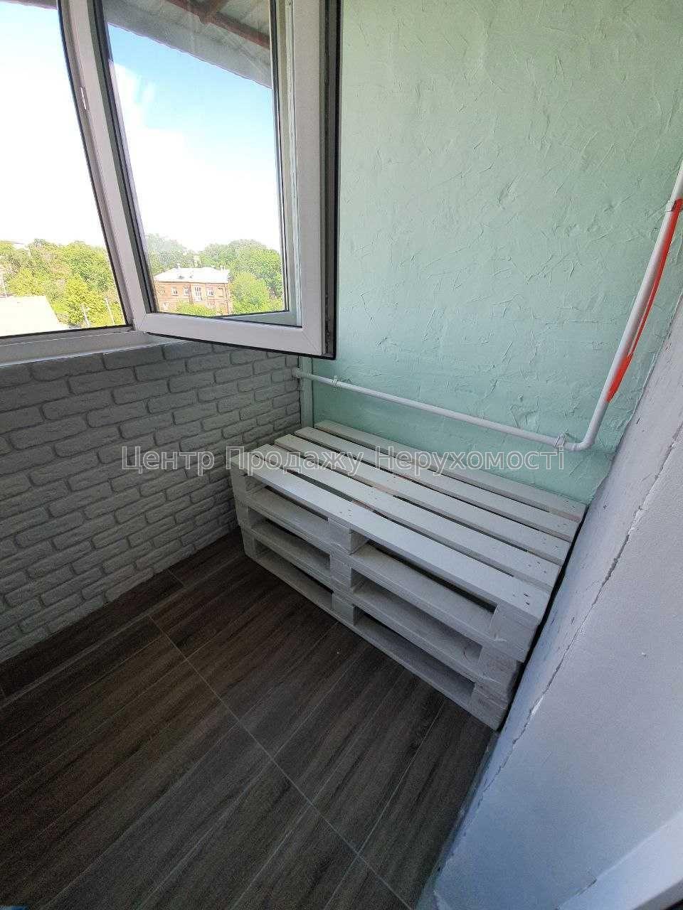 Фото Продаж квартири з сучасним ремонтом в 10 хвилинах від метро10