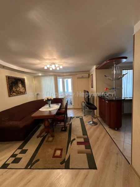 Продам 3-комнатную квартиру