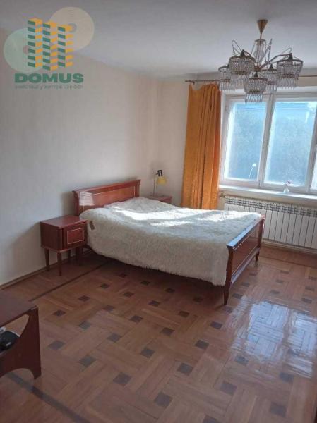 Продам 2-кімнатну квартиру