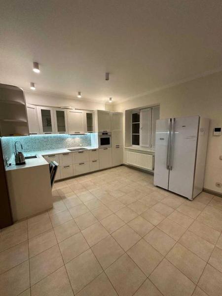 Здам 2-поверховий будинок