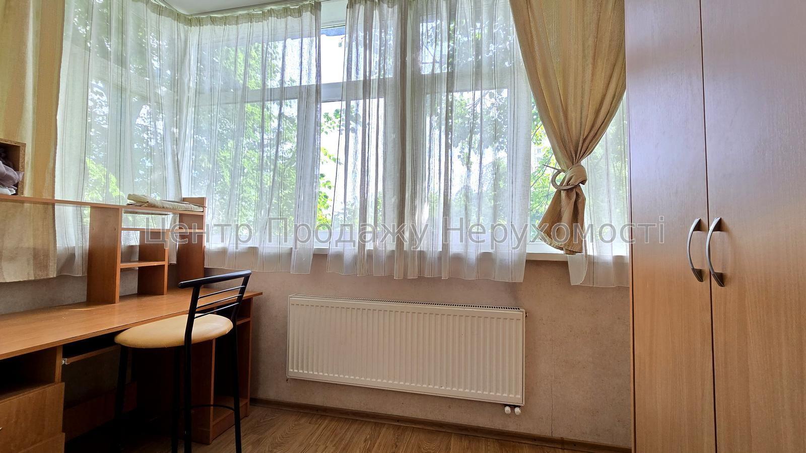 Фото Продам велику 2к квартиру, Девев'янко Q811