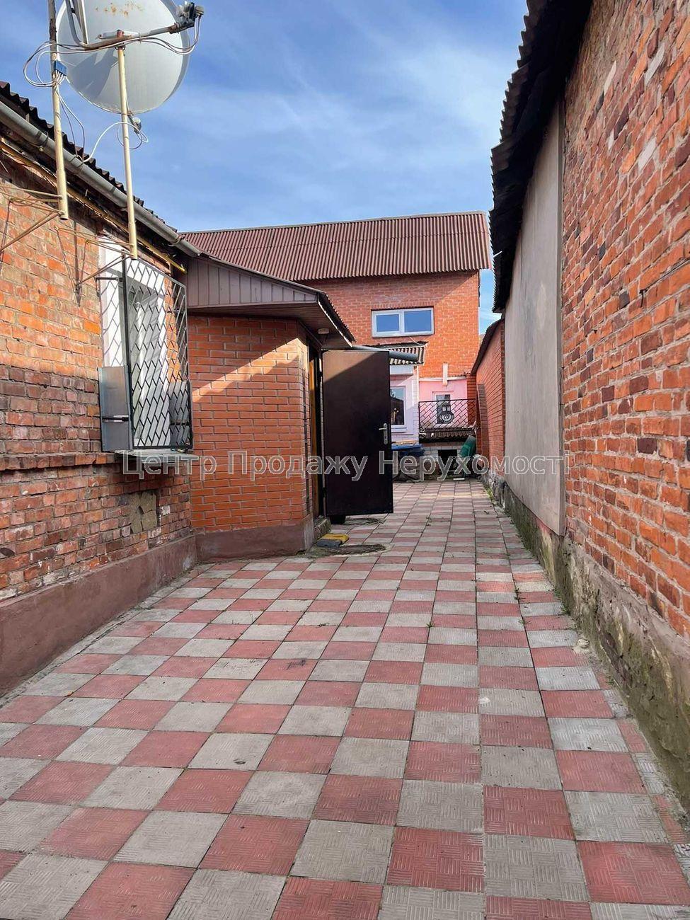 Фото Будинок з ремонтом та зручностями - м. Київська пішки2