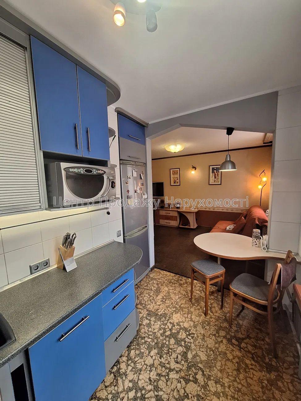 Фото Продаж 3-кімнатної квартири, Харків. Салтівка4