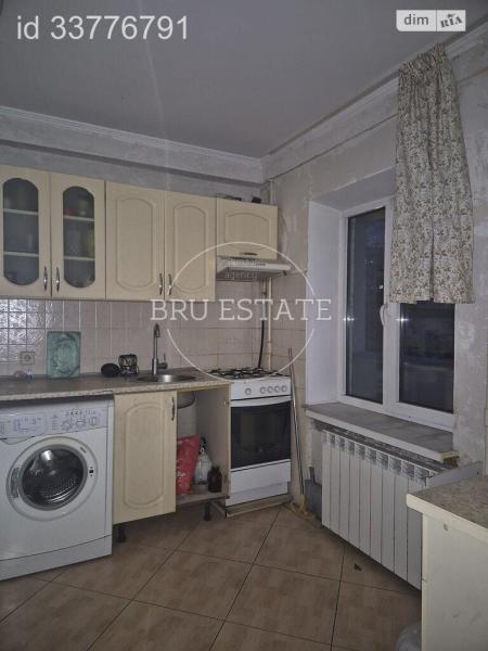 Продам 3-кімнатну квартиру