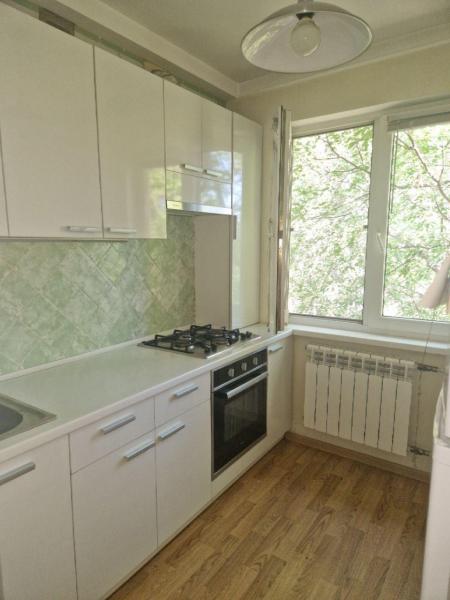 Продам 2-комнатную квартиру