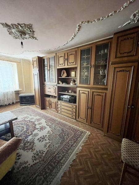 Продам 3-комнатную квартиру