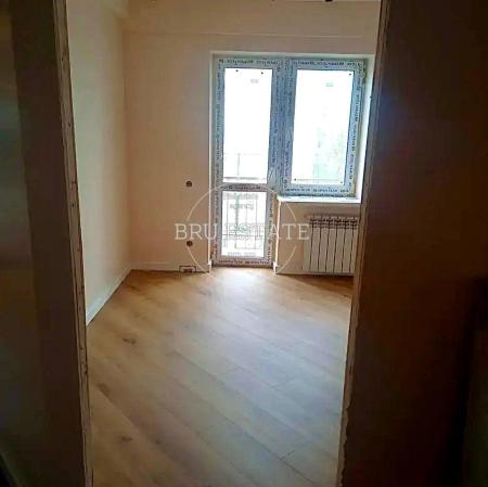 Продам 2-кімнатну квартиру