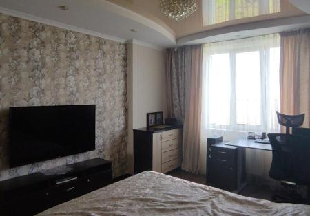 Продам 4-комнатную квартиру, ЖК Атлант 2