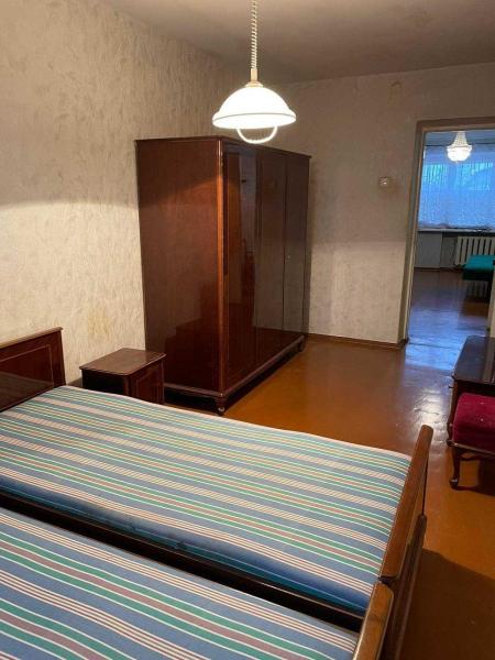 Продам 2-кімнатну квартиру