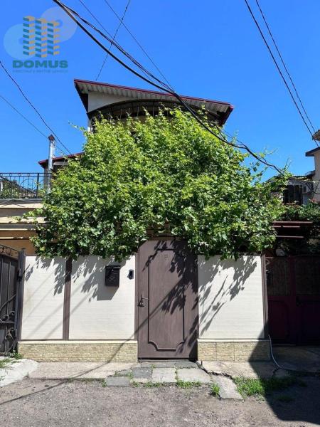 Продам 3-кімнатну квартиру