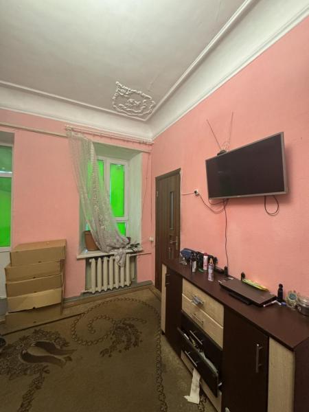 Продам 2-кімнатну квартиру