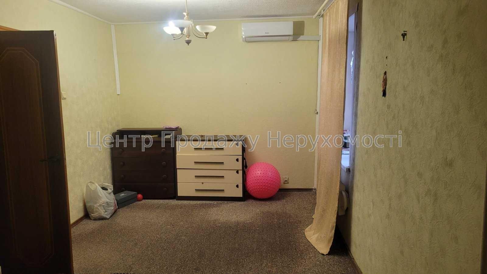 Фото Продам 4х кімнатну квартиру 110м.кв.10