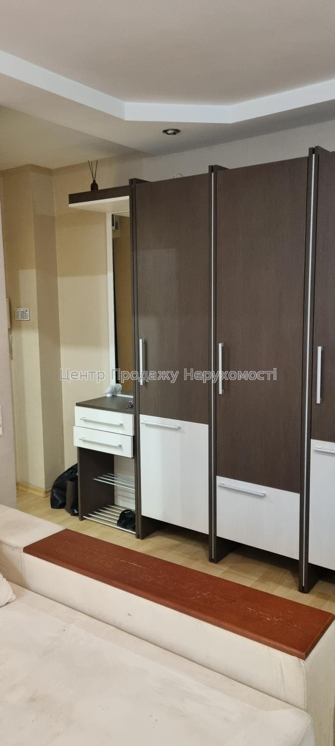 Фото Продаж 3 к квартира, Олексіївка, Л. Свободы 318