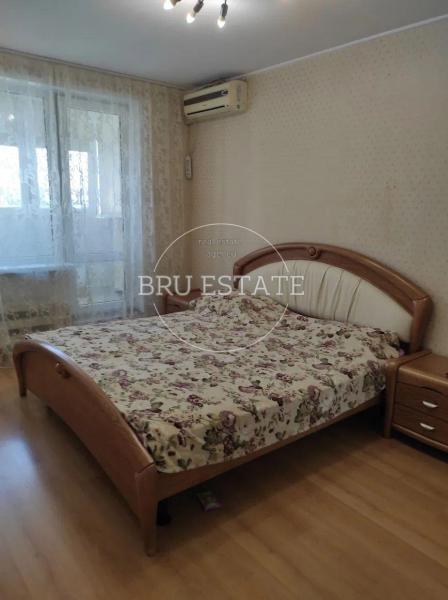 Продам 3-кімнатну квартиру