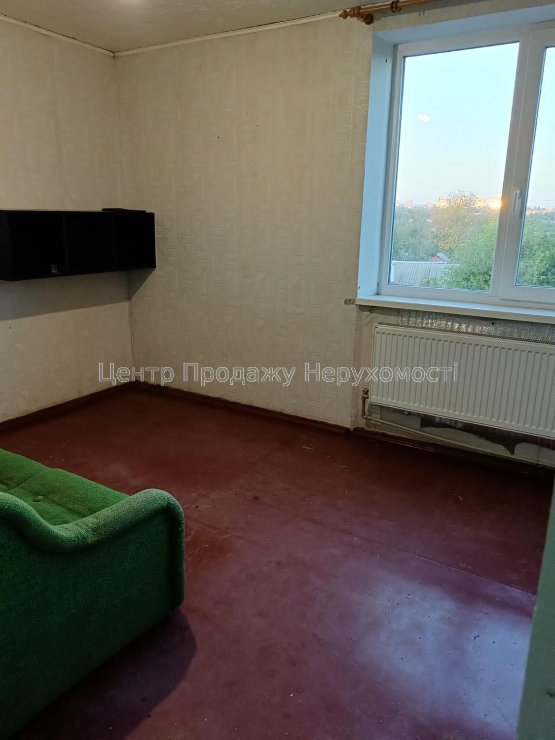 Фото Будинок для великої родини на мальвоничій околиці Харкова К813