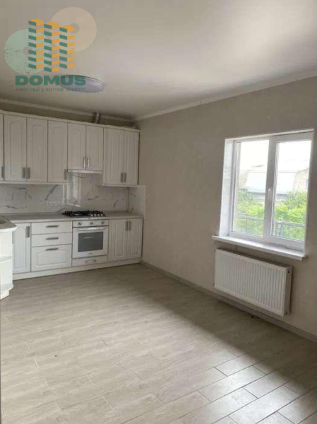 Продам 2-кімнатну квартиру