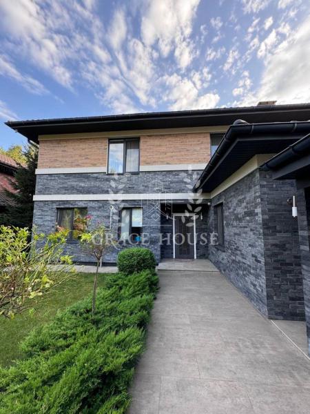 Здам 2-поверховий будинок