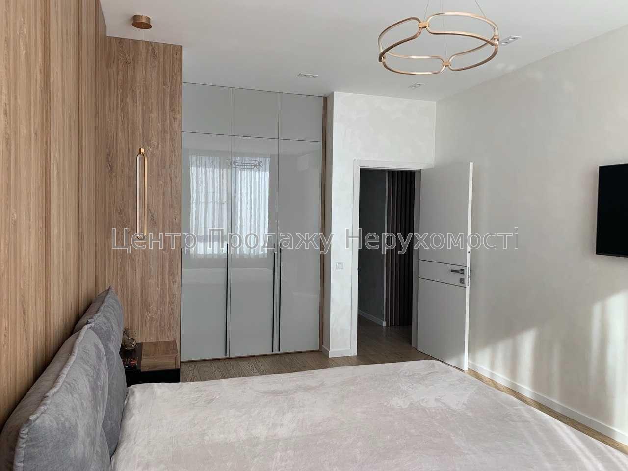 Фото Продаж квартири3