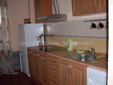 Продам 5-кімнатну квартиру