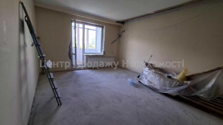 Продам 3-кімнатну квартиру
