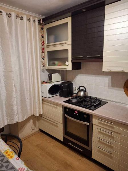 Продам 2-кімнатну квартиру