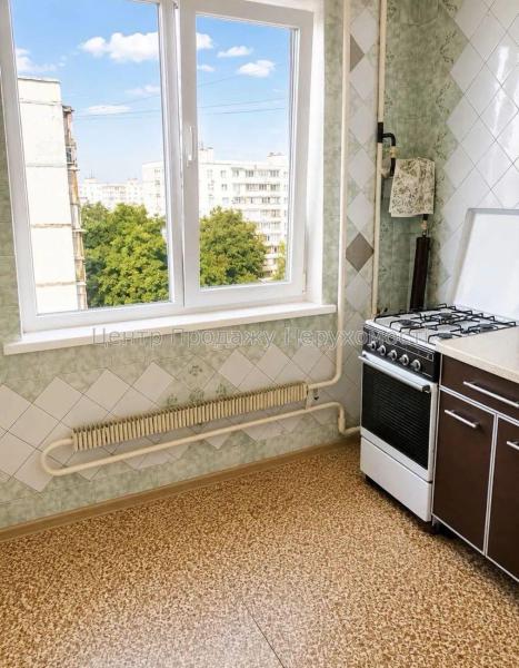 Продам 3-кімнатну квартиру