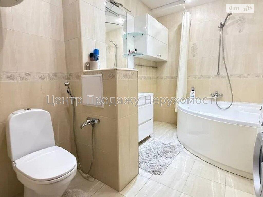 Фото Велика 3-кімн. квартира ЖК Червоні Вітрила10