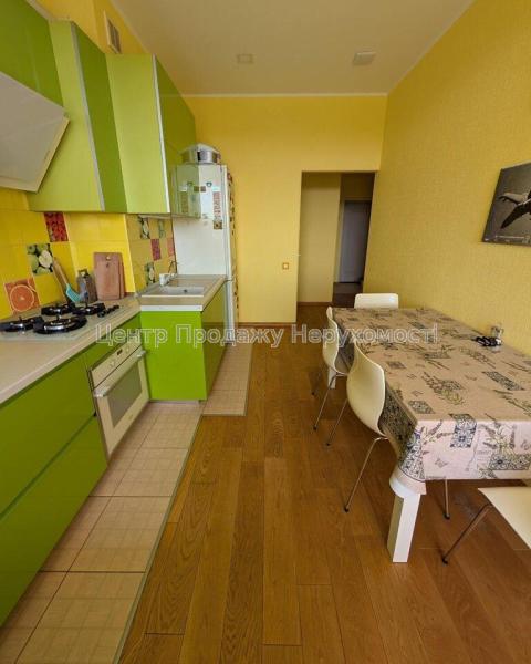 Продам 2-кімнатну квартиру